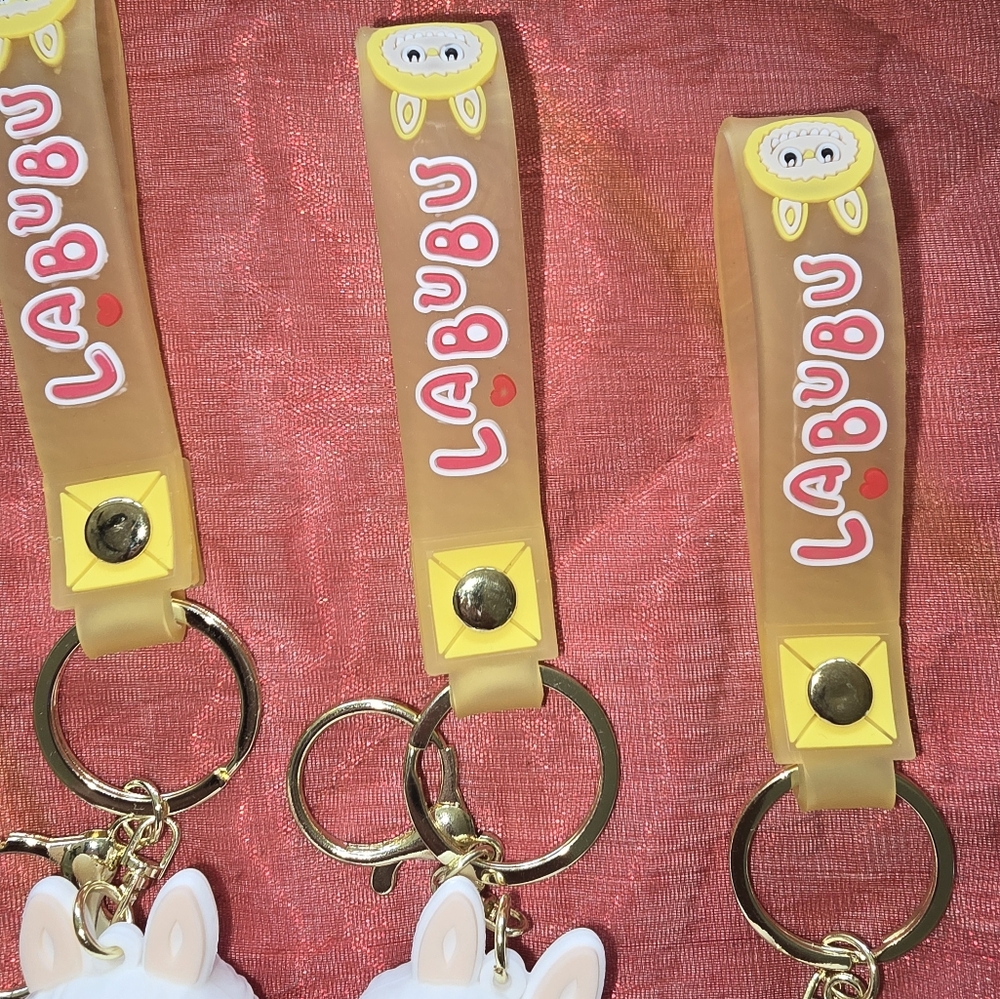 New LABUBU Keychain - Picture 3 of 3